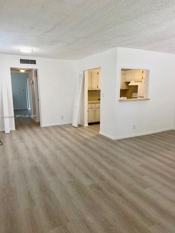 41 Salisbury B B, West Palm Beach, FL 33417