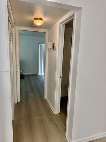 41 Salisbury B B, West Palm Beach, FL 33417