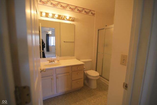 8750 Yardley Court APT 303, Indianapolis, IN 46268