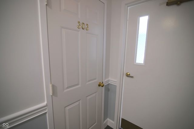 8750 Yardley Court APT 303, Indianapolis, IN 46268