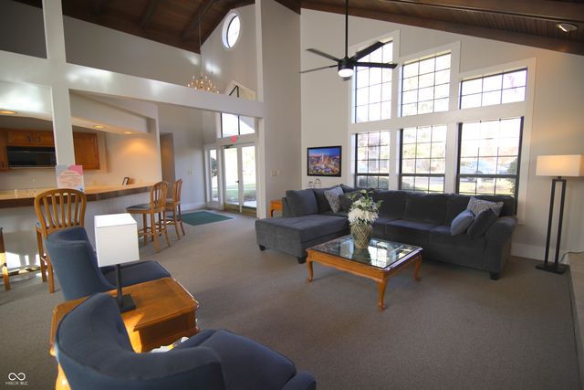 8750 Yardley Court APT 303, Indianapolis, IN 46268