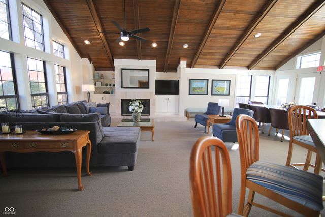 8750 Yardley Court APT 303, Indianapolis, IN 46268