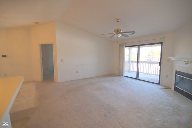 8750 Yardley Court APT 303, Indianapolis, IN 46268