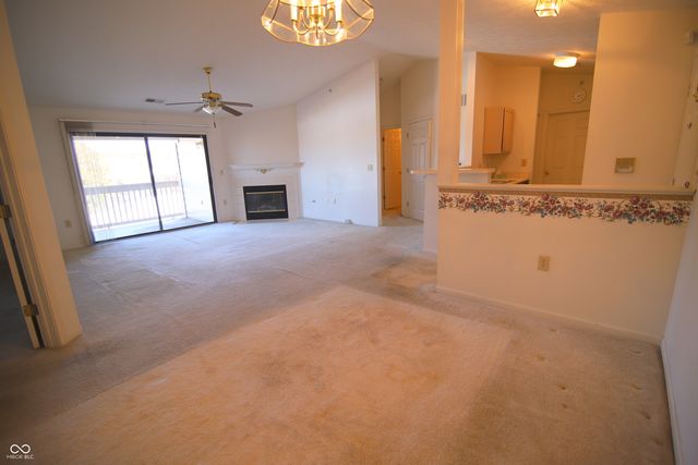 8750 Yardley Court APT 303, Indianapolis, IN 46268