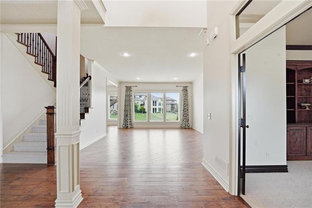 324 NW Thoreau Circle, Lee's Summit, MO 64081
