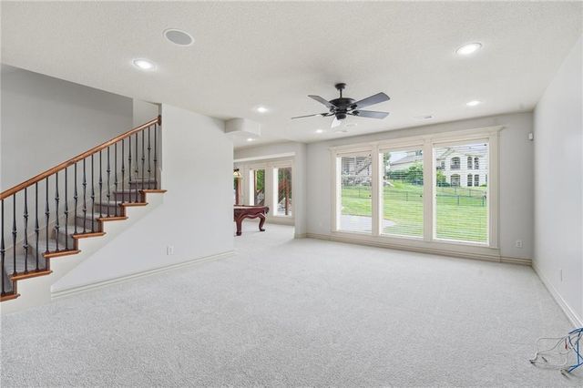 324 NW Thoreau Circle, Lee's Summit, MO 64081