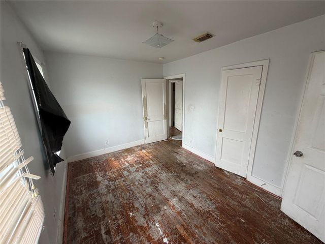 904 E 39th Street, Houston, TX 77022