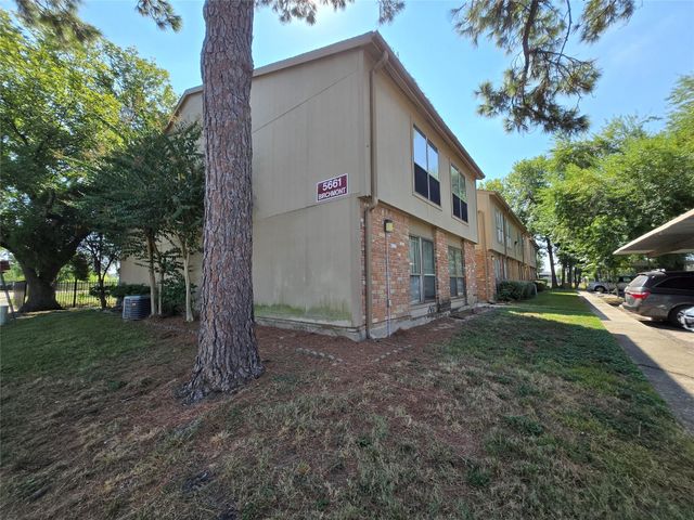 5661 Birchmont Drive E, Houston, TX 77091