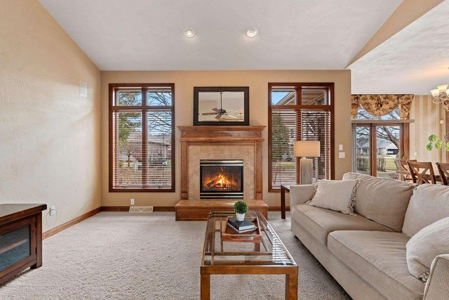 278 PETERLYNN DRIVE, Wrightstown, WI 54180