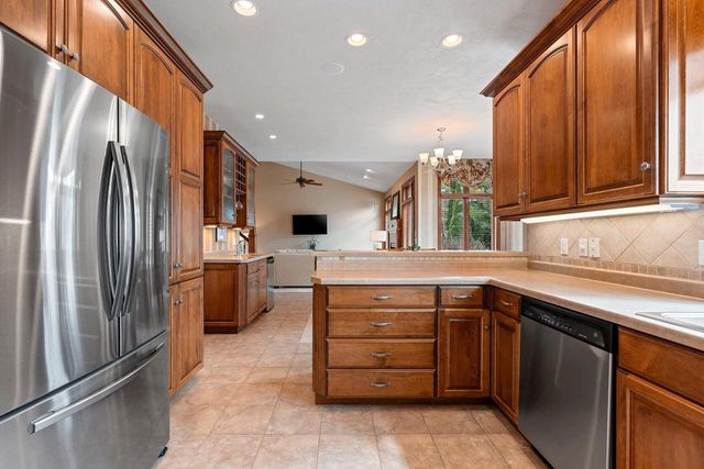 278 PETERLYNN DRIVE, Wrightstown, WI 54180