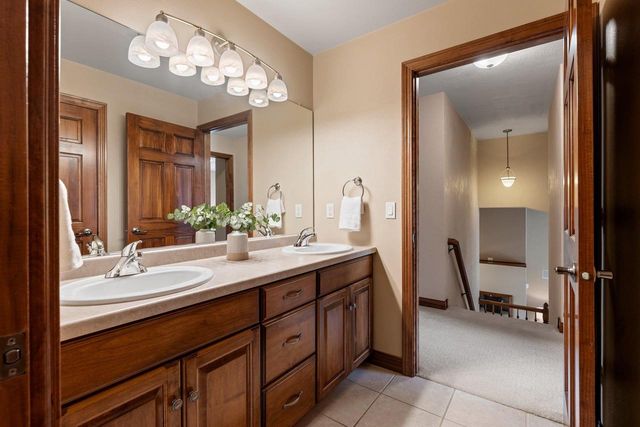 278 PETERLYNN DRIVE, Wrightstown, WI 54180