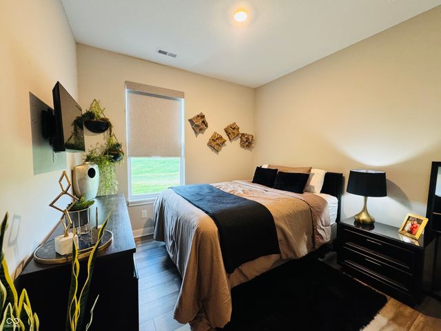 11730 Harvester Circle S, Noblesville, IN 46060