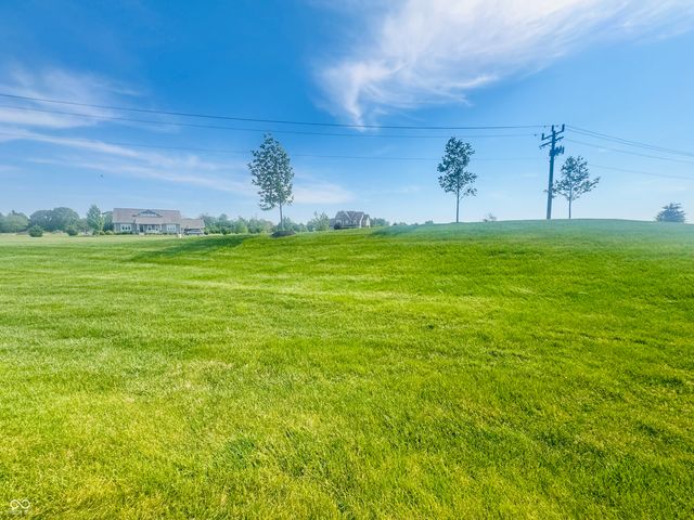 11730 Harvester Circle S, Noblesville, IN 46060