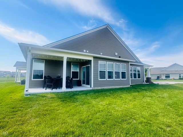 11730 Harvester Circle S, Noblesville, IN 46060