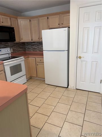 304 Forest Edge Drive, Amherst, NY 14051