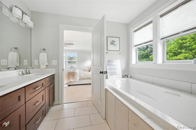 4223 Hampton Boulevard, Royal Oak, MI 48073