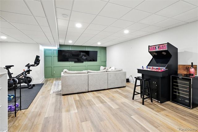 4223 Hampton Boulevard, Royal Oak, MI 48073