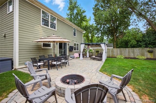 4223 Hampton Boulevard, Royal Oak, MI 48073