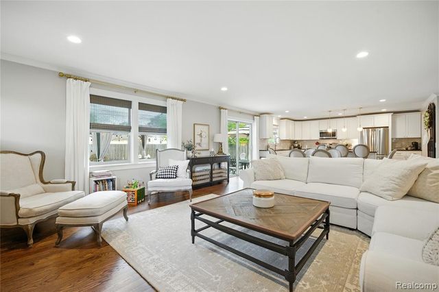 4223 Hampton Boulevard, Royal Oak, MI 48073