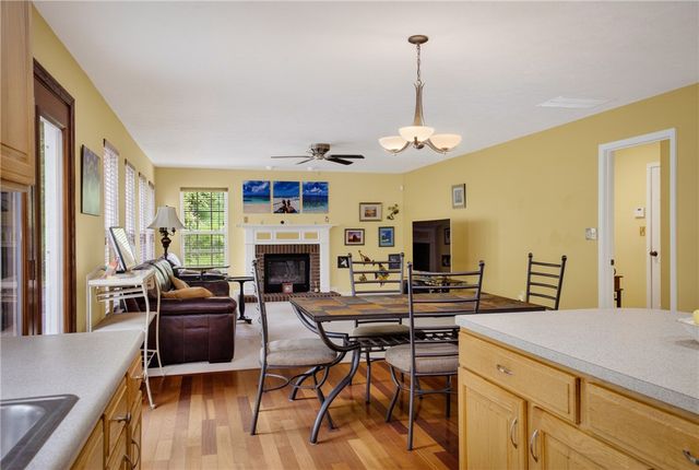 5426 Forest Edge Dr, South Fayette, PA 15057