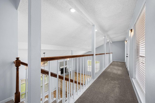 2926 Meadowcreek Drive, Missouri City, TX 77459