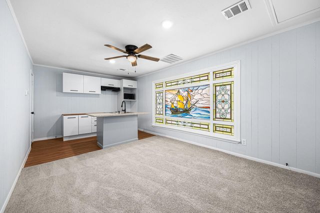 2926 Meadowcreek Drive, Missouri City, TX 77459