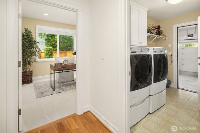 27542 SE 28th Court, Sammamish, WA 98075