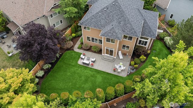 27542 SE 28th Court, Sammamish, WA 98075