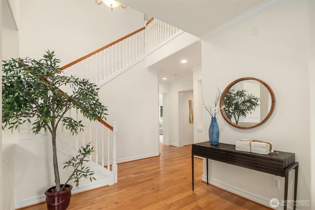 27542 SE 28th Court, Sammamish, WA 98075