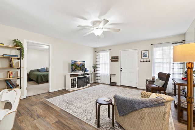 4535 Ewing Dr, Baxter, TN 38544