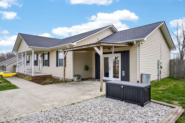 4535 Ewing Dr, Baxter, TN 38544