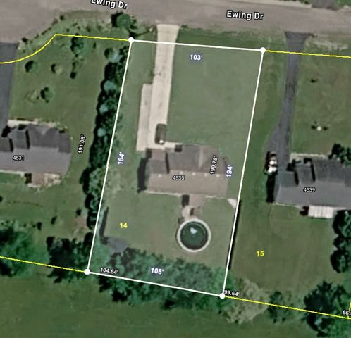 4535 Ewing Dr, Baxter, TN 38544