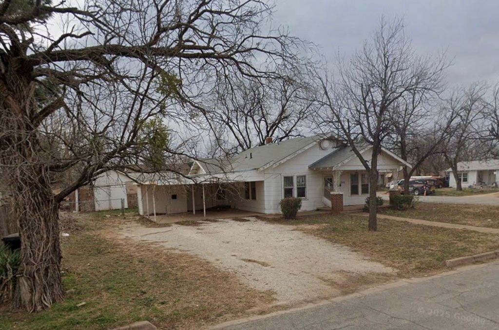 2241 State Street, Abilene, TX 79603