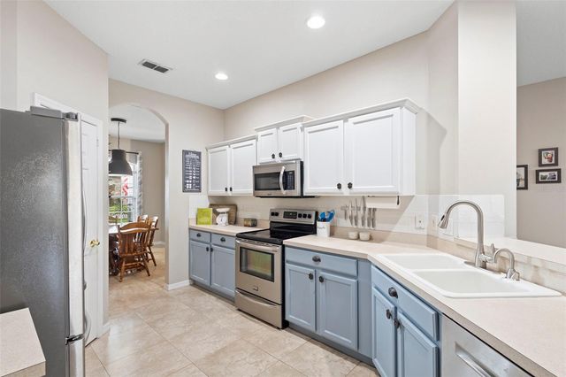 623 WOODFORD DRIVE, Debary, FL 32713