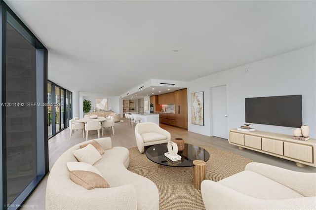 1177 Kane Concourse 405, Bay Harbor Islands, FL 33154