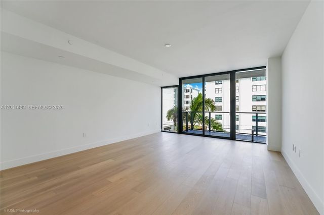 1177 Kane Concourse 405, Bay Harbor Islands, FL 33154