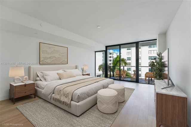 1177 Kane Concourse 405, Bay Harbor Islands, FL 33154