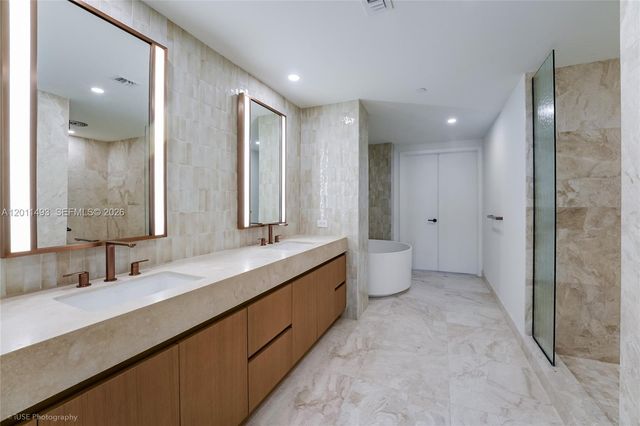 1177 Kane Concourse 405, Bay Harbor Islands, FL 33154
