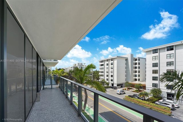 1177 Kane Concourse 405, Bay Harbor Islands, FL 33154