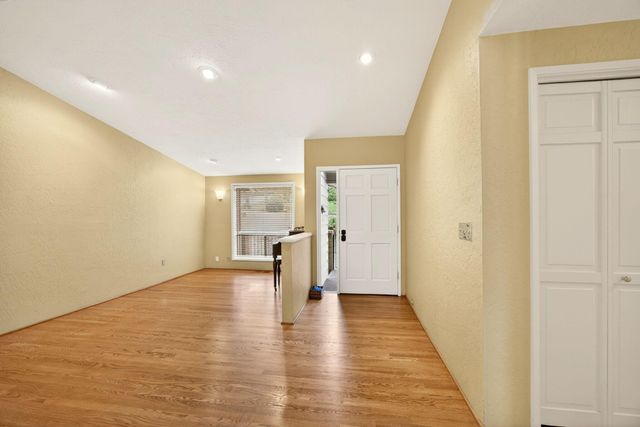 2585 Freedom Way, Medford, OR 97504