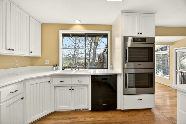 2585 Freedom Way, Medford, OR 97504