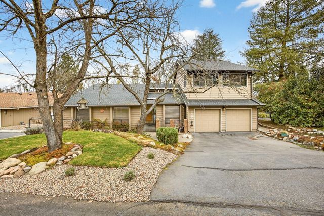 2585 Freedom Way, Medford, OR 97504