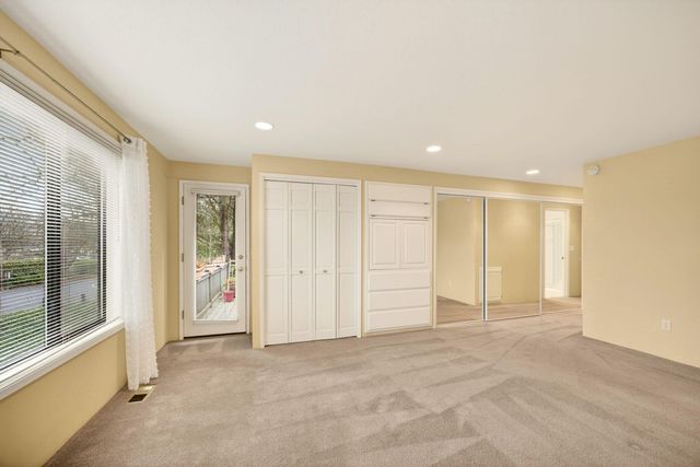 2585 Freedom Way, Medford, OR 97504