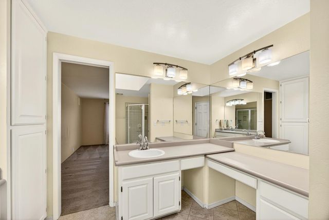 2585 Freedom Way, Medford, OR 97504