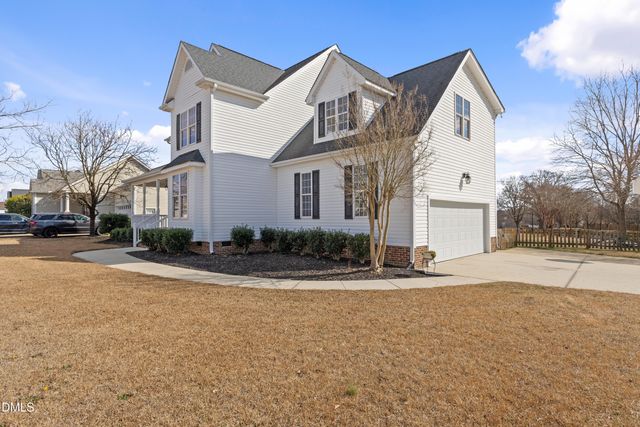 7301 Ladora Drive, Willow Springs, NC 27592