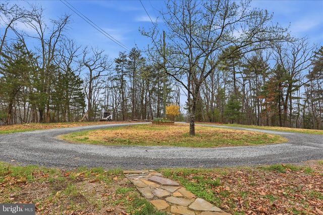 1310 SILER RD, Winchester, VA 22603