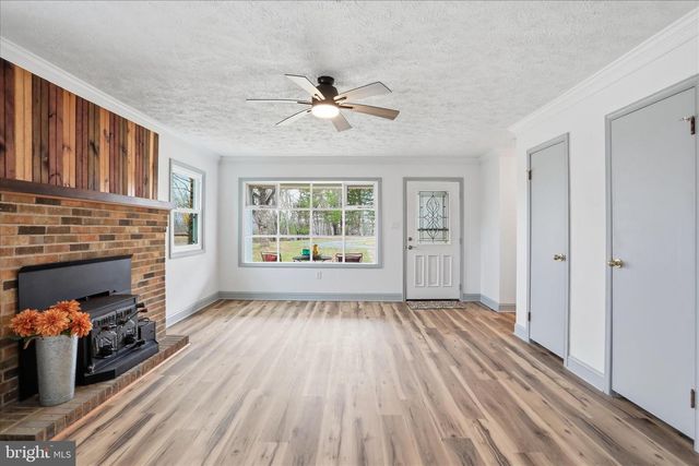1310 SILER RD, Winchester, VA 22603