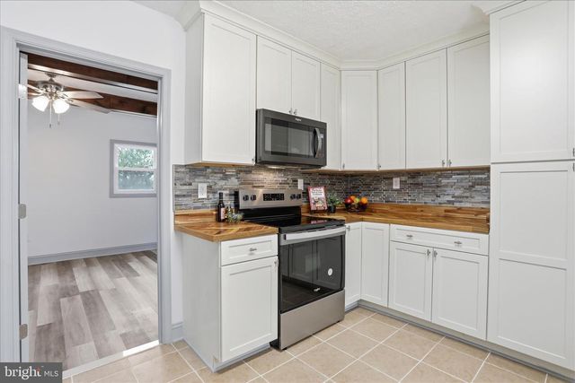 1310 SILER RD, Winchester, VA 22603