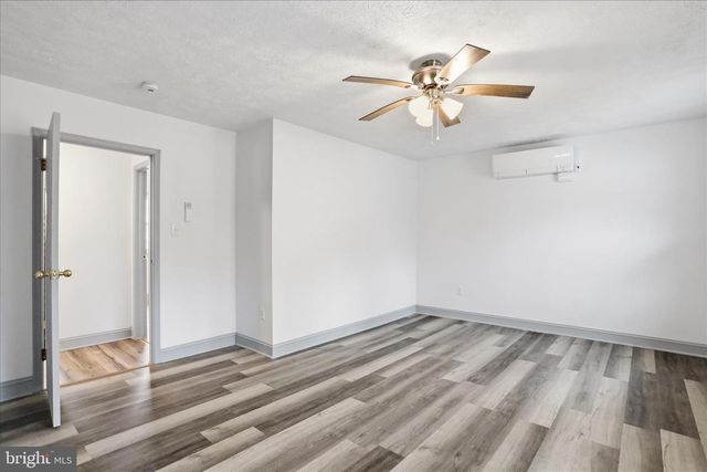 1310 SILER RD, Winchester, VA 22603