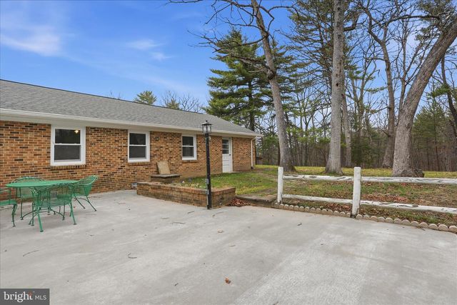 1310 SILER RD, Winchester, VA 22603